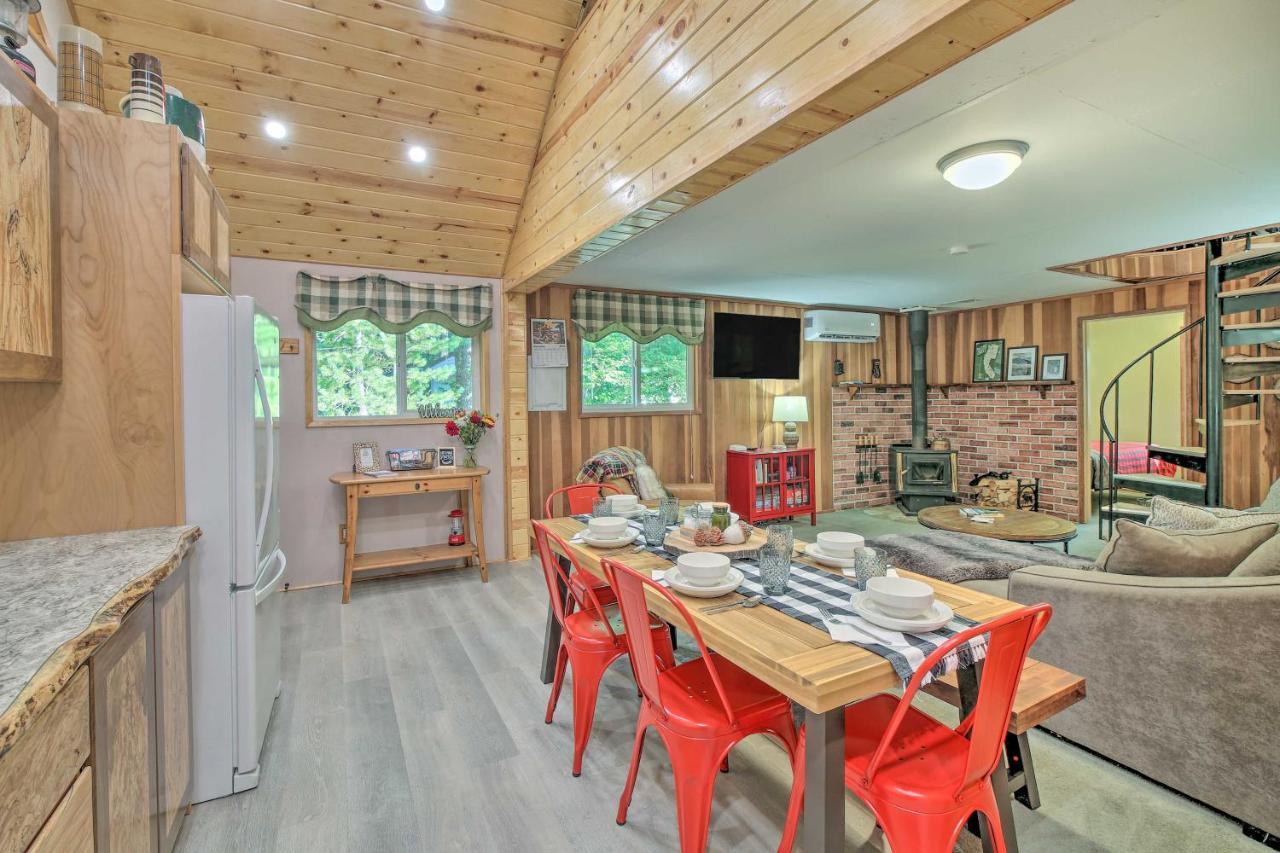 Wandering Elk Cabin Retreat With Golf Access! Packwood Eksteriør billede
